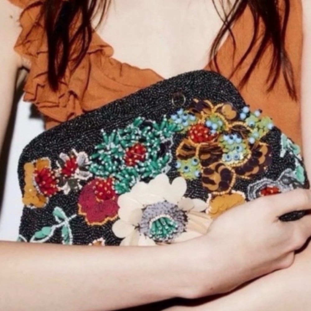 Zara adorable Beaded Chain Shoulder Bag Purse in Multicolor flower detail NEW - Picture 3 of 17